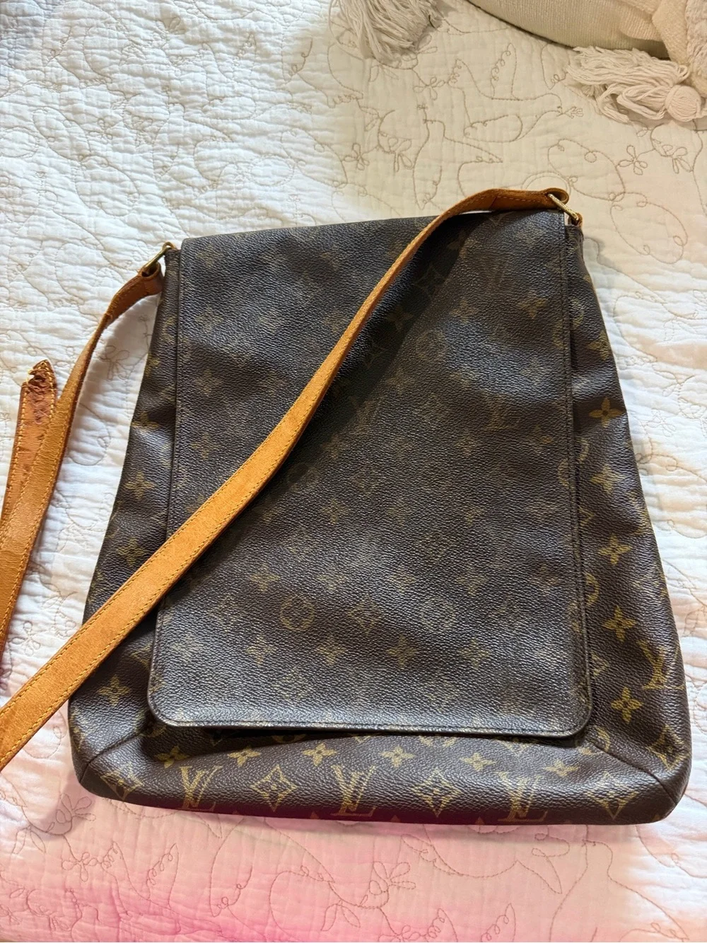 Louis Vuitton iconic louis